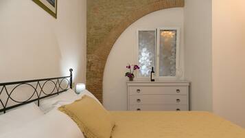 1 bedroom, free WiFi, bed sheets, wheelchair access