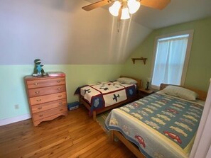 3 bedrooms, WiFi, bed sheets