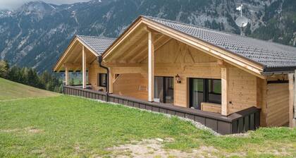 Chalet "Blosegghof Waldblick" avec vue sur la montagne, terrasse privée et Wi-Fi