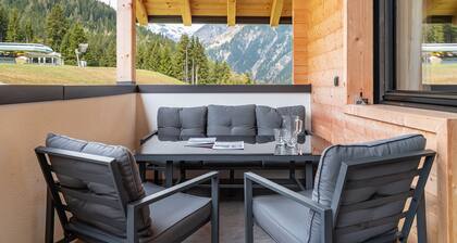 Chalet "Blosegghof Almwiese" mit Bergblick, privater Terrasse und WLAN