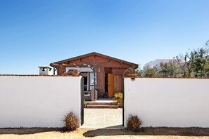 Exterior - Holiday Home 'Casa Mari Carmen 2 ' with Private Pool, Private Terrace and Air Conditioning (Conil de la Frontera)