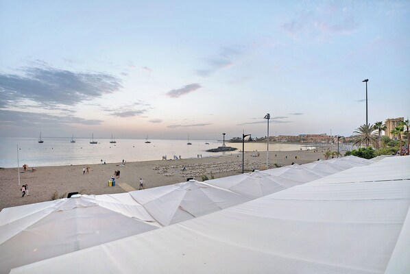 Vlak bij het strand