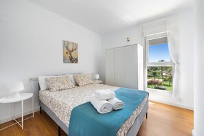 2 habitaciones, tabla de planchar con plancha y wifi gratis 