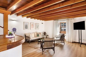 TV - 'Casa rural Dragomar' with Sea View, Shared Terrace and Wi-Fi (Tacoronte)