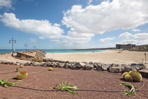 Vlak bij het strand