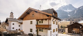 Appartamento Vacanze "Manuel's App Watschinger - Enzian" con Vista Montagna, Balcone e Wi-Fi