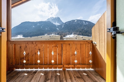 Ferienwohnung "Manuel's App Watschinger - Enzian" mit Bergblick, Balkon & Wi-Fi