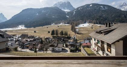 Ferienwohnung "Manuel's App Watschinger -Edelweiss" mit Bergblick, Balkon & Wi-Fi