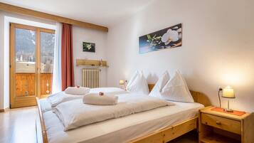 3 Schlafzimmer, kostenloses WLAN, Bettwäsche