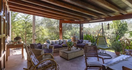 Villa 'Il Melograno' with Private Terrace, Jacuzzi, Wi-Fi and Air Conditioning