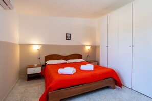 2 bedrooms, free WiFi, bed sheets - Apartment 'Oasi Lamia - 5' with Shared Pool, Wi-Fi and Air Conditioning (Mazara del vallo)
