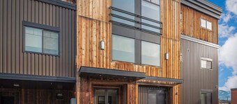 Stay and Play Downtown Sandpoint | Sandcreek Lofts