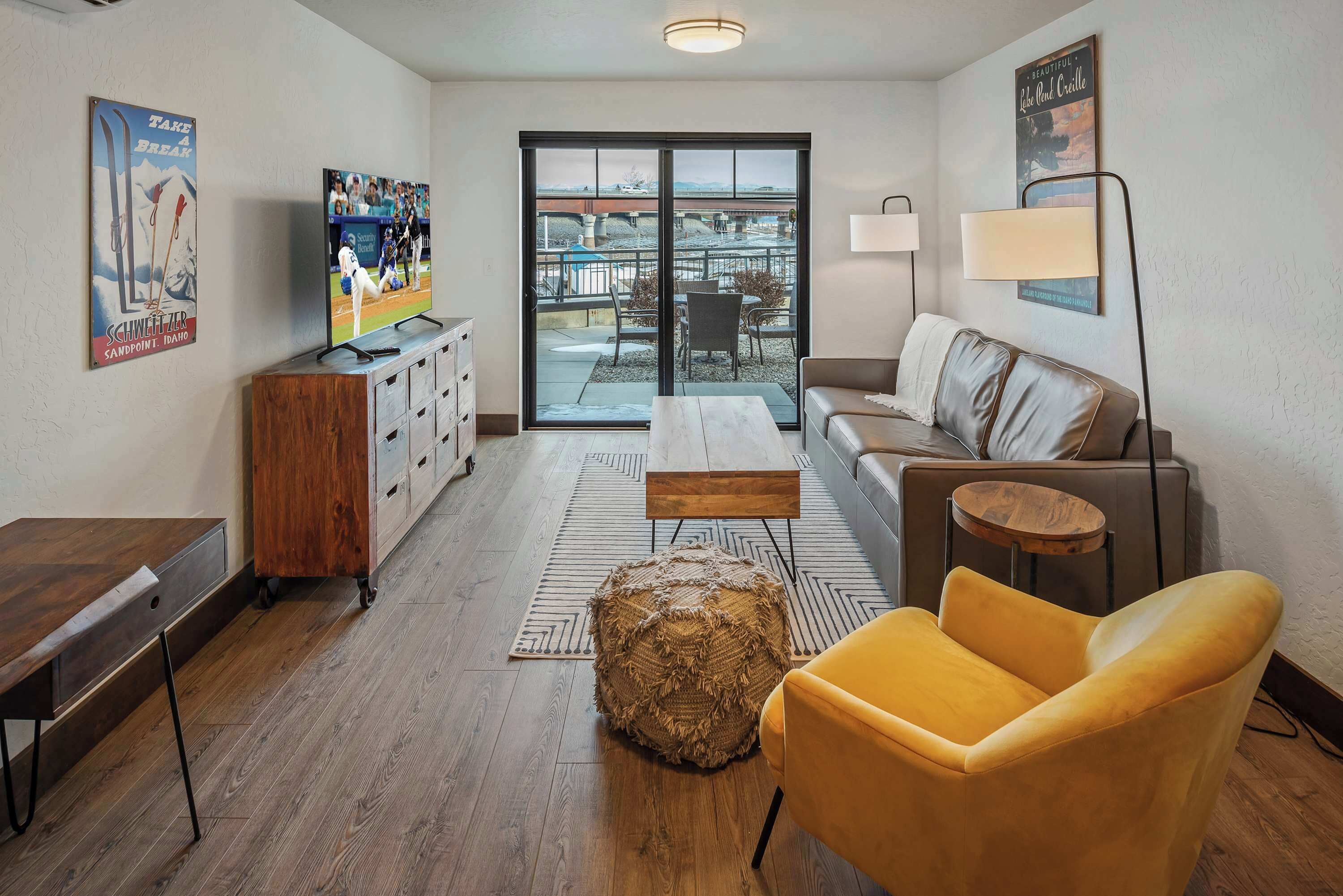 Smart TV, offices