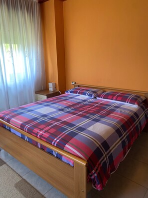 3 bedrooms, free WiFi, bed sheets