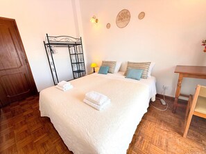 4 Schlafzimmer, kostenloses WLAN, Bettwäsche