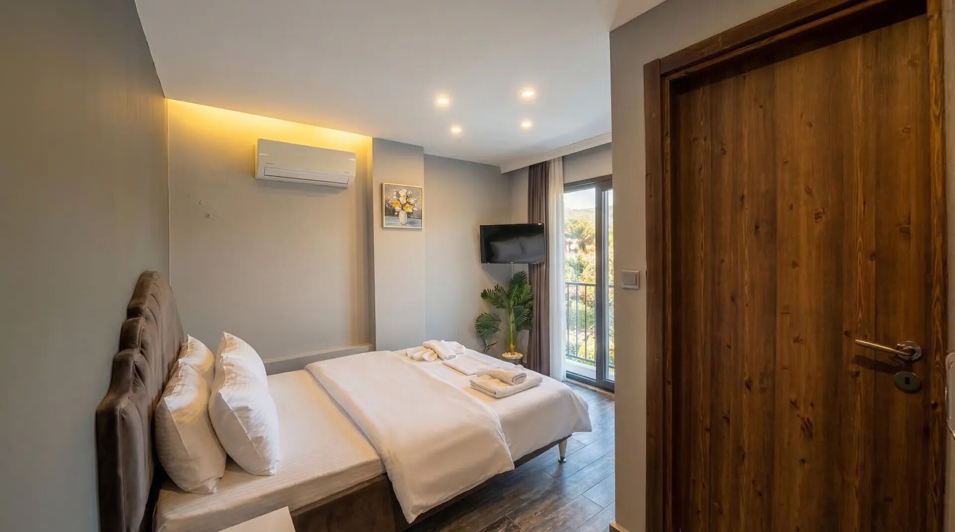 Quarto elite, vista para a piscina | Roupas de cama premium, roupa de cama