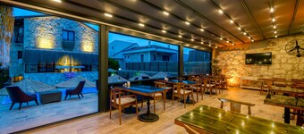 Stone House Foca Butik Otel