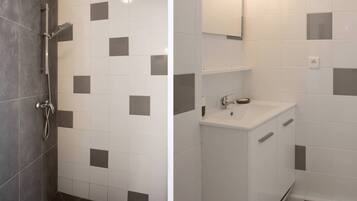 Signature Studio | Bathroom