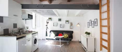 Signature Studio