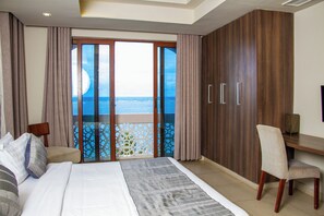 Premium bedding, free WiFi, bed sheets, wheelchair access - Royal Shaza Suites  (Mombasa)