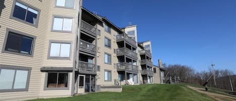 Condo, 1 Bedroom | Exterior