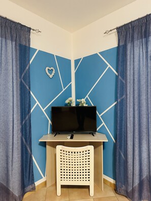 Business Double Room | Soundproofing, free WiFi - CARTARI APARTMENT (Palermo)