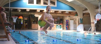 Seven Springs 1 Bedroom Deluxe Condo, Pet Friendly! by RedAwning - Save 10% on 3 Nights, 15% on 5 Nights!