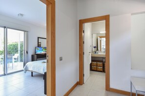 2 bedrooms, iron/ironing board, free WiFi, bed sheets - Vista Golf 30 Salobre by VillaGranCanaria (Salobre golf resort)