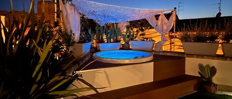 Superior Room, 1 Queen Bed with Sofa bed | Private pool