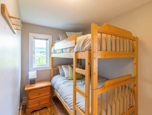 2 室のベッドルーム、WiFi