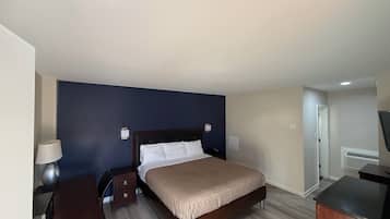 Enkeltrom – deluxe, 1 kingsize-seng, ikke-røyk | Wi-fi (inkludert) og sengetøy