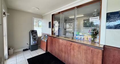Economy 7 Inn Hampton W Pembroke