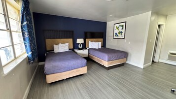 客房, 2 张大床, 吸烟房 | 免费 WiFi、床单