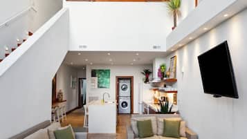 Télévision, espaces bureaux