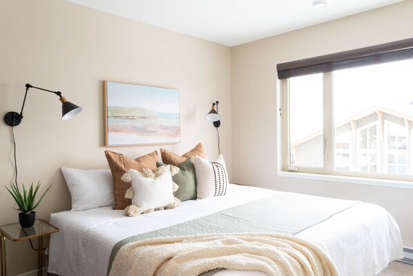 3 bedrooms, WiFi, bed sheets