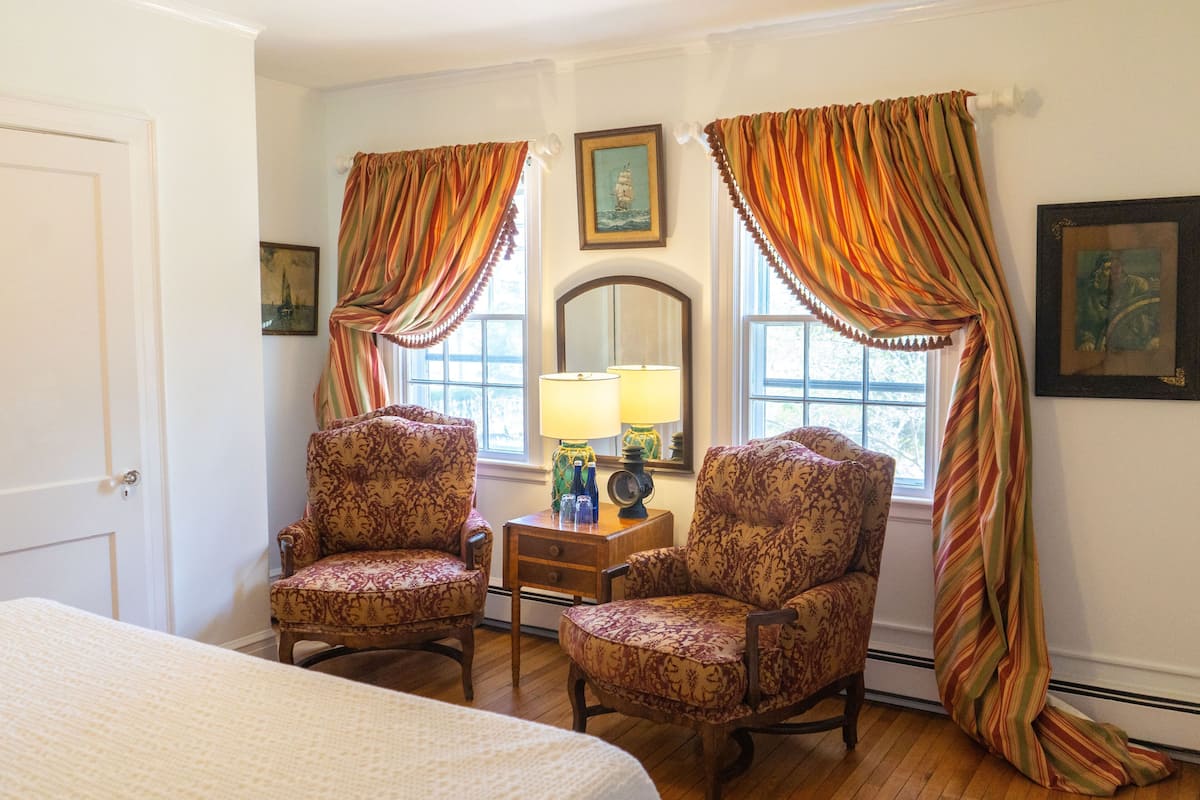 En Suite | 1 bedroom, Frette Italian sheets, premium bedding, free WiFi