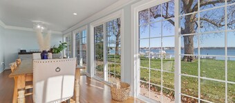 Northern Neck waterfront cottage with stunning views and private dock