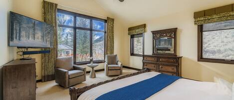 4 bedrooms, iron/ironing board, free WiFi, bed sheets