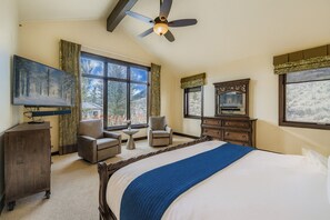 4 bedrooms, iron/ironing board, free WiFi, bed sheets - 2744 Stylish Ski Getaway with Hot Tub Pool and Lift Shuttle (Park City)