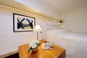 2 slaapkamers, een strijkplank/strijkijzer, gratis wifi, beddengoed