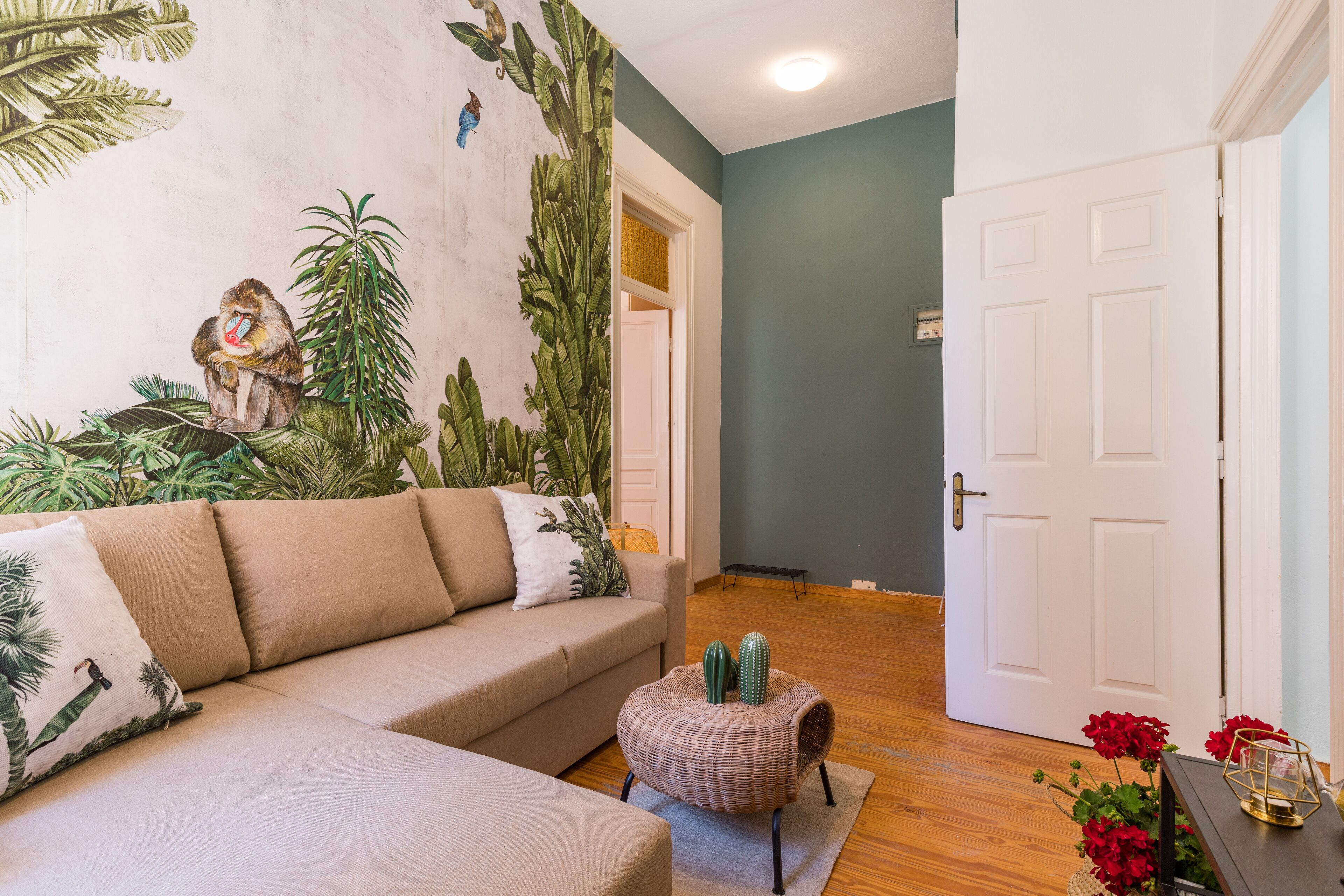 Gallery Apartment | Living area | Flat-screen TV