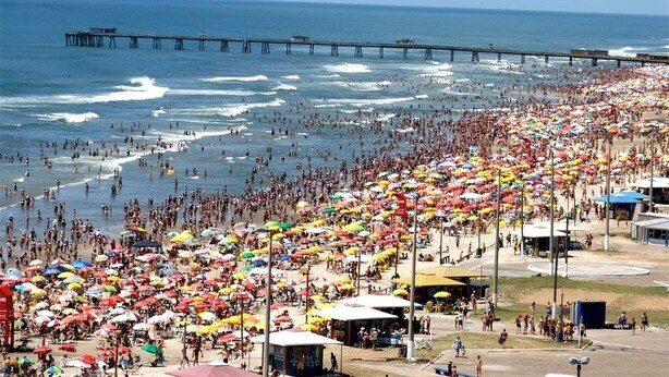 ใกล้ชายหาด, ทรายสีขาว, บาร์ริมหาด