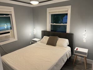 2 bedrooms, desk, free WiFi, bed sheets