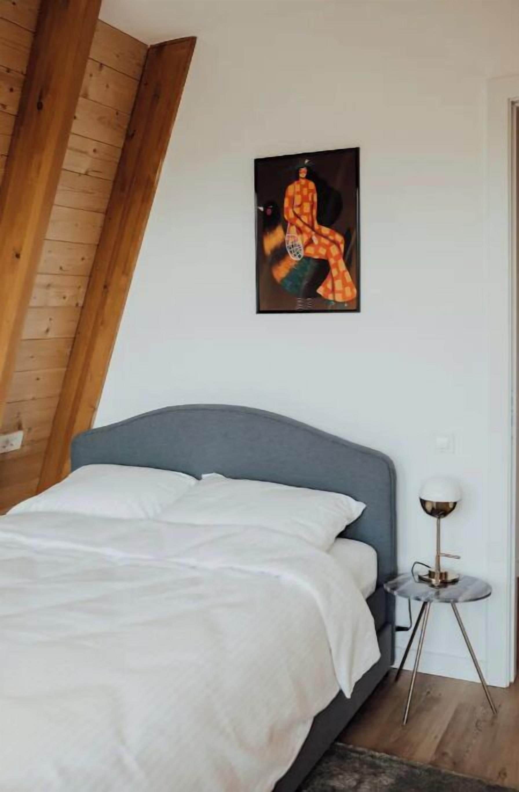 6 bedrooms, free WiFi