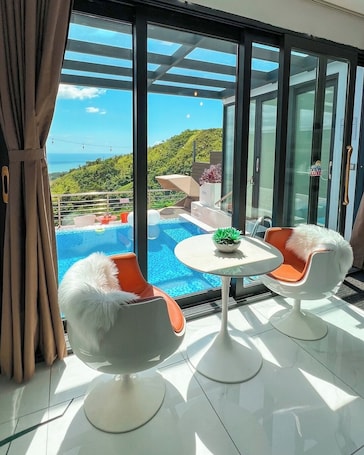 温水プール. Ocean View Escape • Heated Private Pool and Parking
