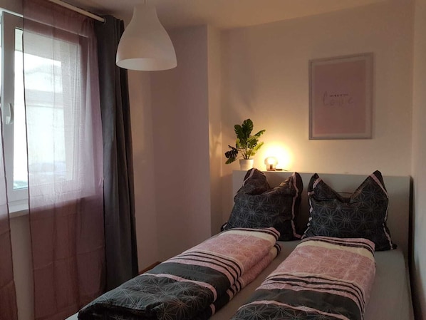 2 bedrooms, iron/ironing board, WiFi, bed sheets