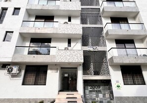 Fachada de la propiedad