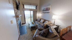 TV, fireplace