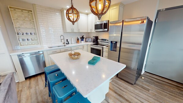 Fridge, oven, dishwasher, coffee/tea maker