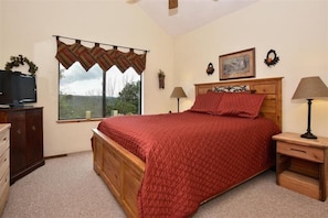 3 bedrooms, iron/ironing board, Internet, bed sheets